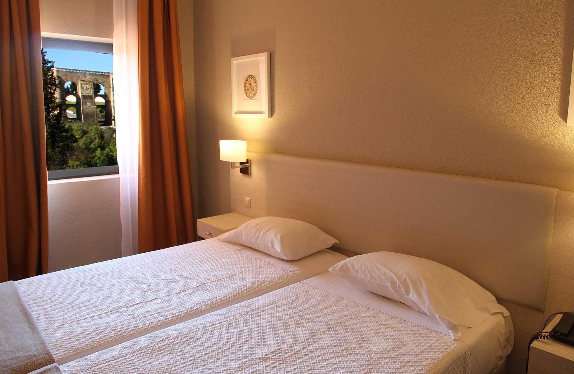 Hotel D. Luis - אלבאס מראה חיצוני תמונה