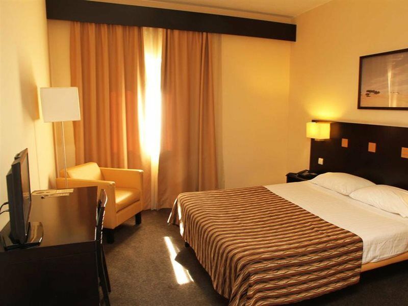 Hotel D. Luis - אלבאס מראה חיצוני תמונה
