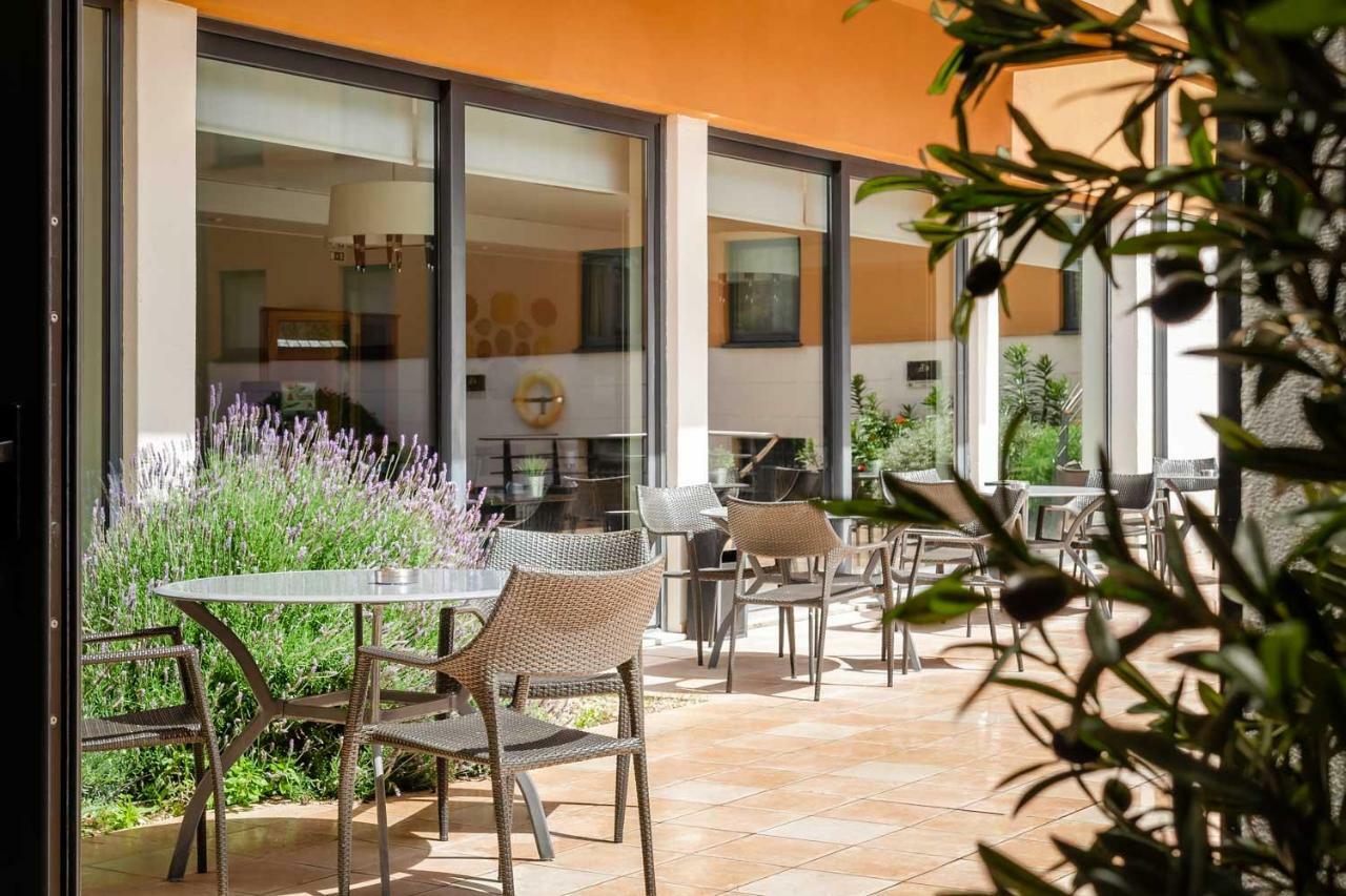 Hotel D. Luis - אלבאס מראה חיצוני תמונה